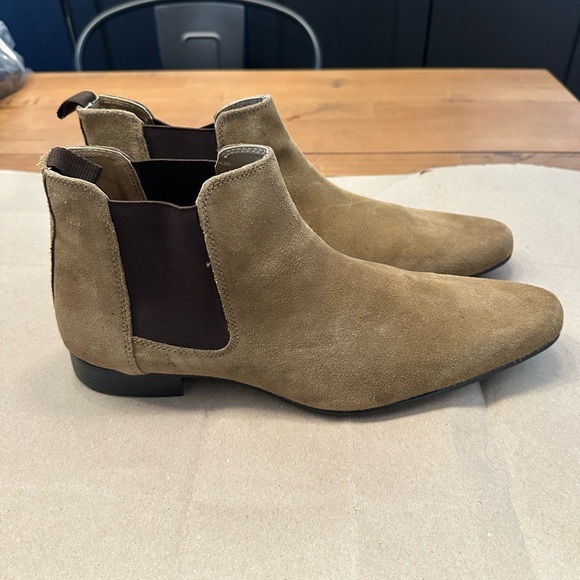 Size 13,  Mens Stone/Tan Suede Chelsea Boots